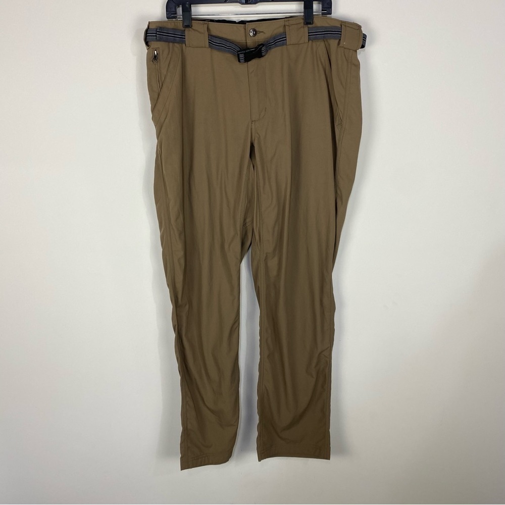 Duluth Trading Tan Khaki Hiking pants outdoor fishing cargo